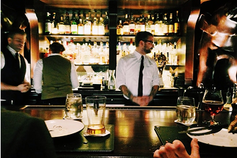 Bar & Lounge